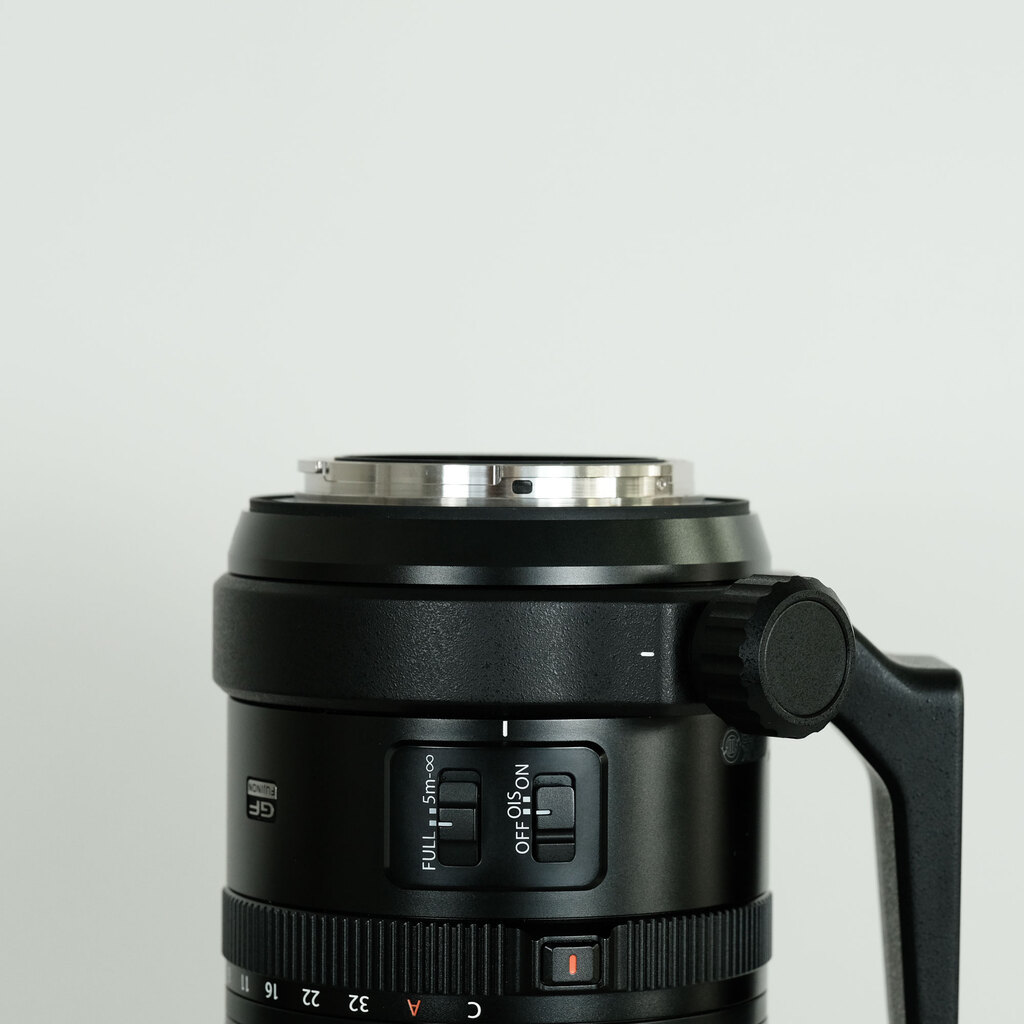 FUJIFILM GF100-200mmF5.6 R LM OIS WR FUJIFILM GF100-200mmF5.6 R LM OIS WR
