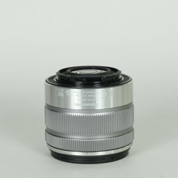 Panasonic LUMIX G VARIO 14-42mm F3.5-5.6 ASPH./MEGA O.I.S. Panasonic LUMIX G VARIO 14-42mm F3.5-5.6 ASPH./MEGA O.I.S.