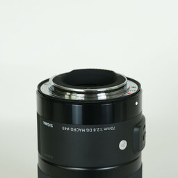 SIGMA 70mm F2.8 DG MACRO | Art [キヤノン用]