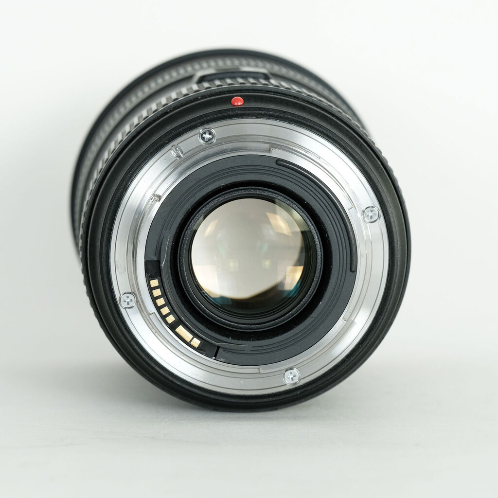 Canon EF24-70mm F2.8L II USM Canon EF24-70mm F2.8L II USM