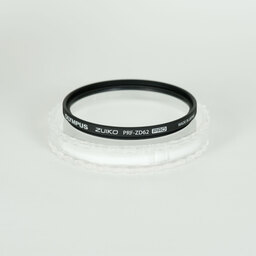 OLYMPUS M.ZUIKO DIGITAL ED 12-40mm F2.8 PRO OLYMPUS M.ZUIKO DIGITAL ED 12-40mm F2.8 PRO