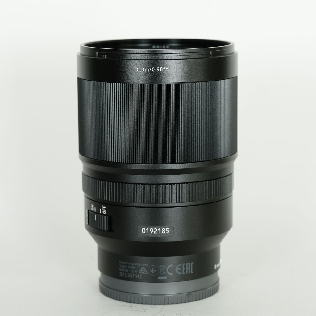 SONY Distagon T* FE 35mm F1.4 ZA SEL35F14Z SONY Distagon T* FE 35mm F1.4 ZA SEL35F14Z