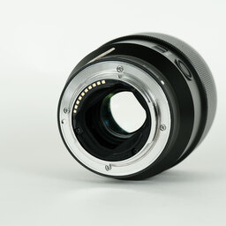 SONY FE 85mm F1.8 SEL85F18