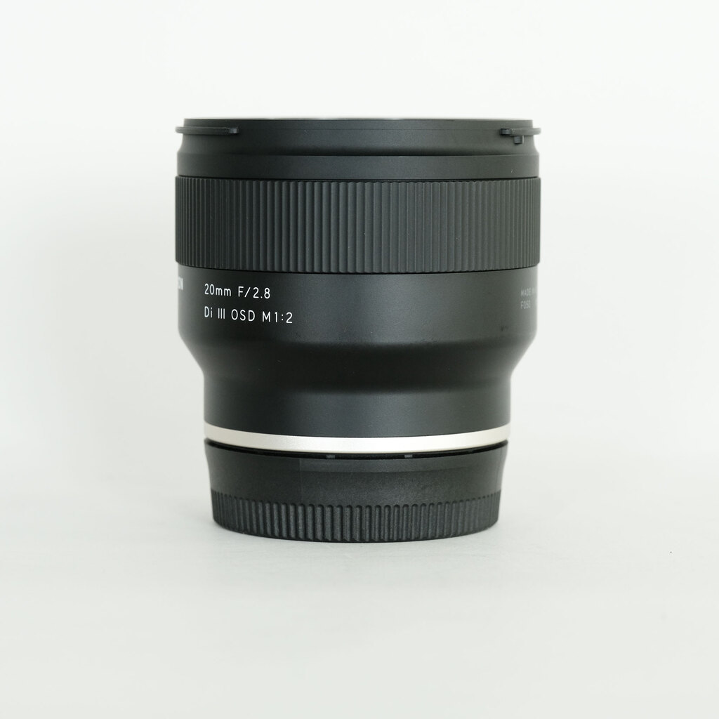 極美品TAMRON F050/20mm/F2.8 Di Ⅲソニー・元箱付属品完備 TAMRON 20mm F/2.8 Di III OSD M1:2 (Model F050) [ソニーE用]の
