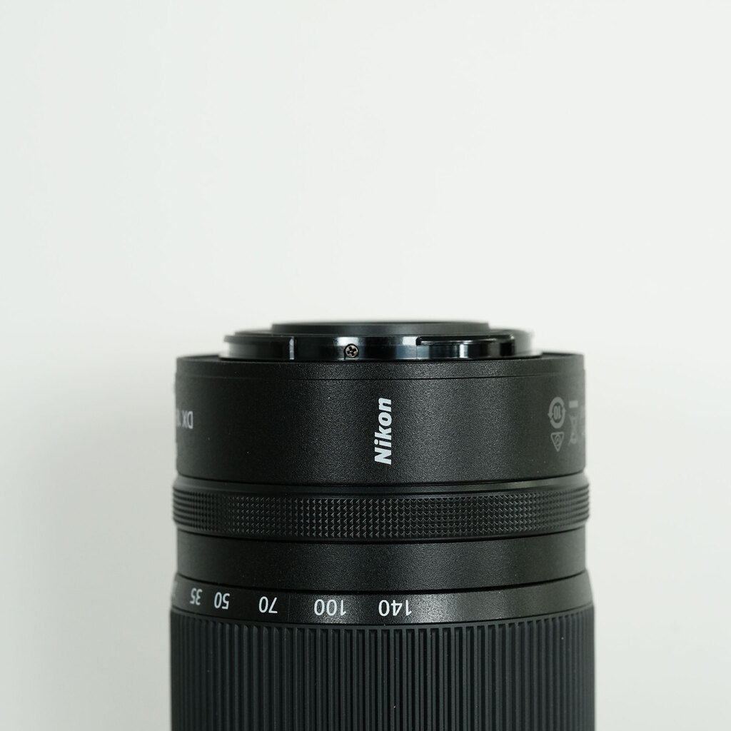 Nikon NIKKOR Z DX 18-140mm f/3.5-6.3 VR Nikon NIKKOR Z DX 18-140mm f/3.5-6.3 VR