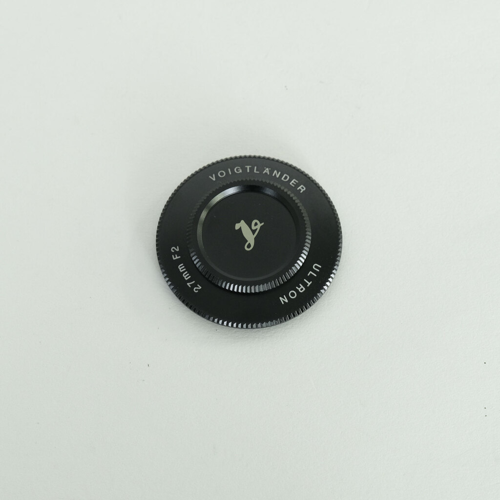 Voigtlander ULTRON 27mm F2 X-mount(フジフイルムX用) シルバー Voigtlander ULTRON 27mm F2 X-mount(フジフイルムX用) シルバー