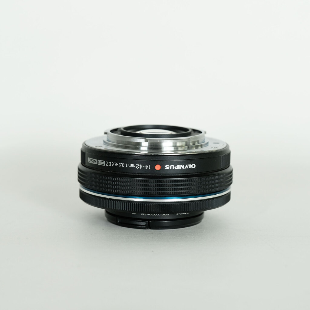 【お値下げ】OLYMPUS ED14-42mm F3.5-5.6EZブラック Olympus 14-42mm f3.5-5.6 EZ ED M. Black Lens