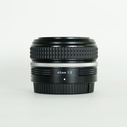 Nikon NIKKOR Z 40mm f/2 Nikon NIKKOR Z 40mm f/2