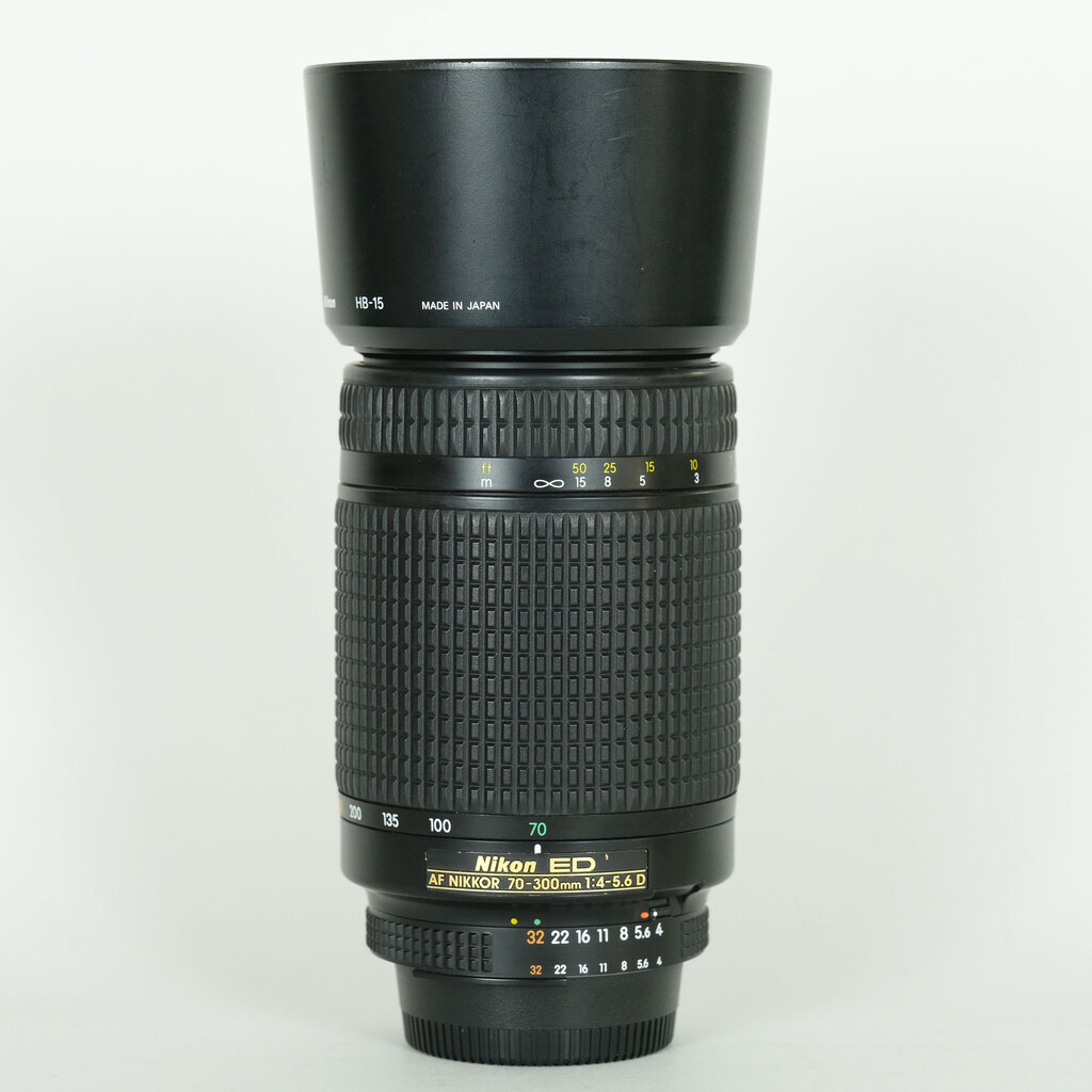 Nikon AF Zoom-Nikkor ED 70-300mm F4-5.6D Nikon AF Zoom-Nikkor ED 70-300mm F4-5.6D