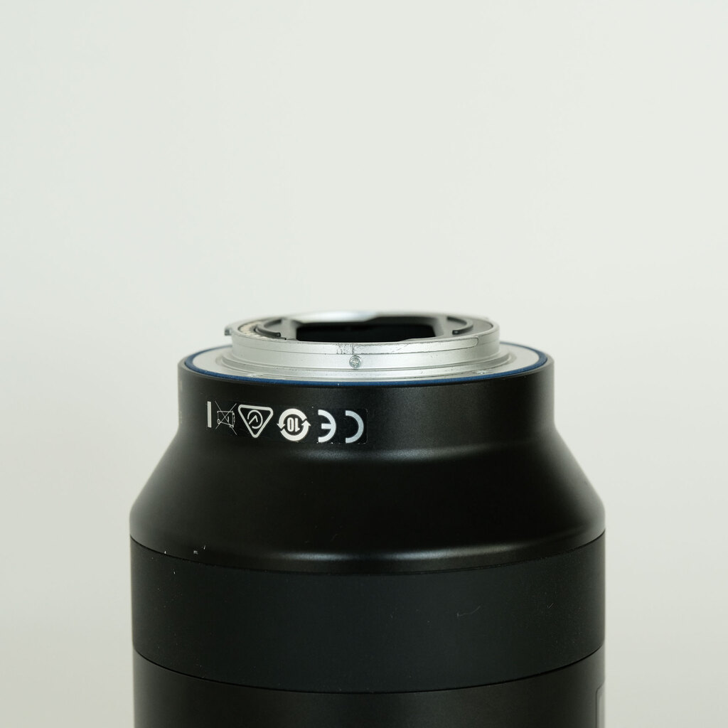 【ジャンク品】レンズ　zeiss batis 2/40 CF ZEISS Batis 2/40 | Sony αシリーズ用フルサイズオート