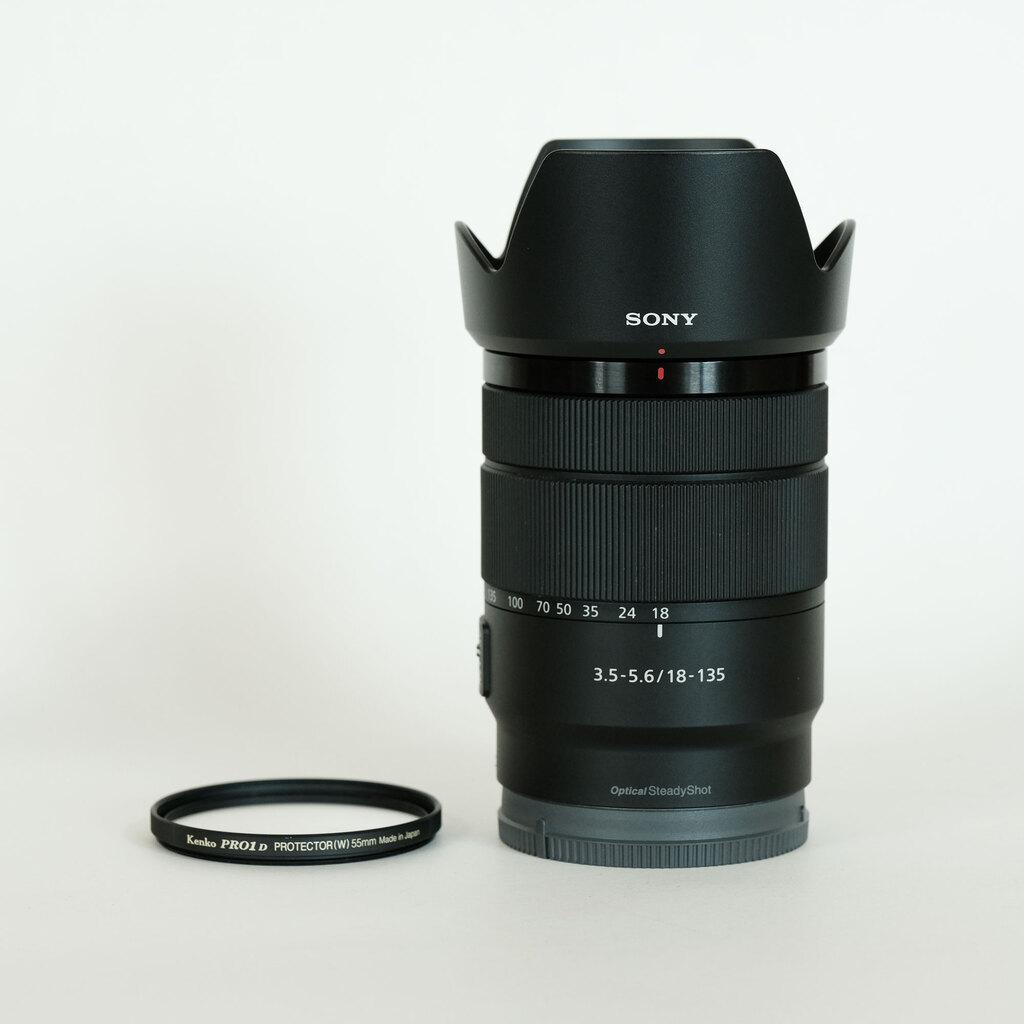 SONY E 18-135mm F3.5-5.6 OSS SEL18135 SONY E 18-135mm F3.5-5.6 OSS SEL18135