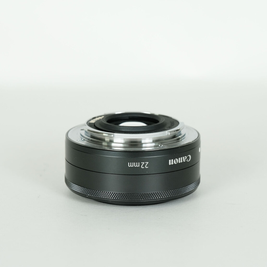 Canon EF-M22mm F2 STM