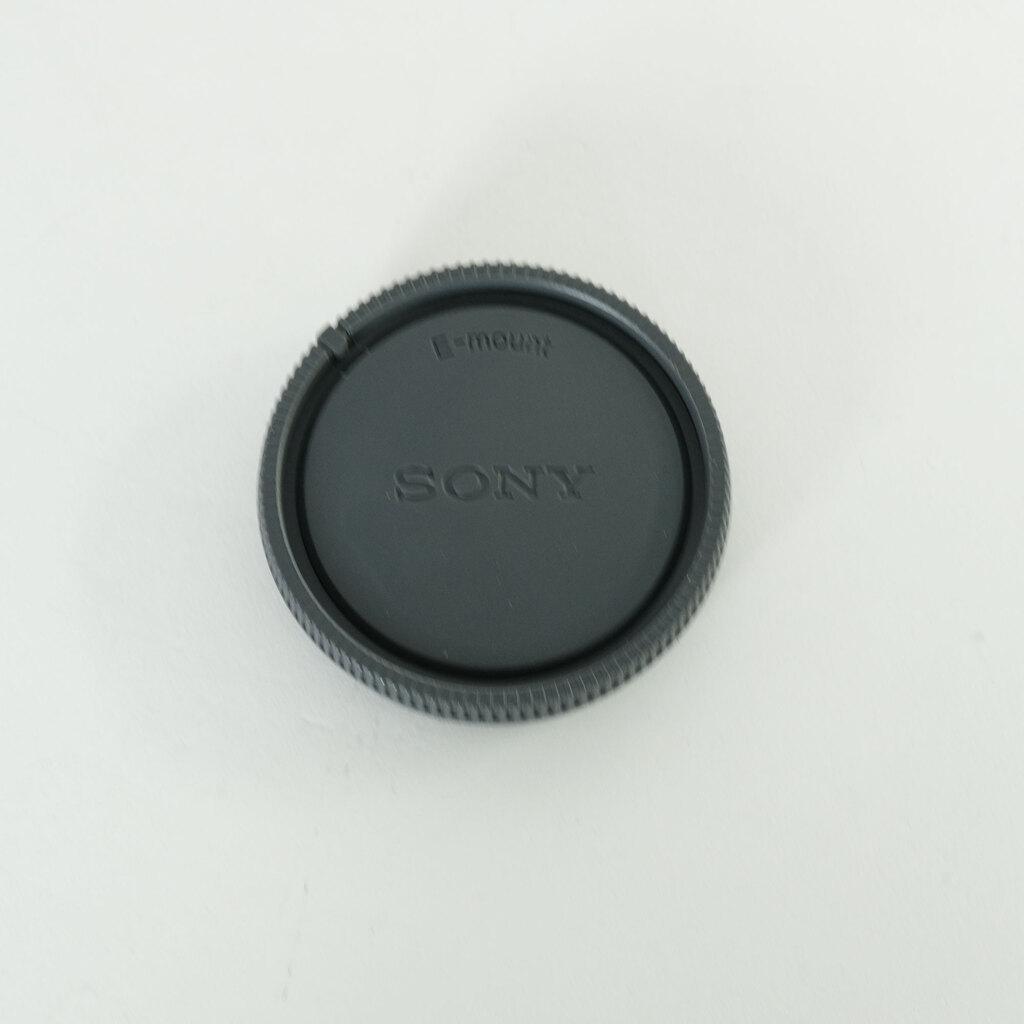SONY FE 90mm F2.8 Macro G OSS SEL90M28G SONY FE 90mm F2.8 Macro G OSS SEL90M28G