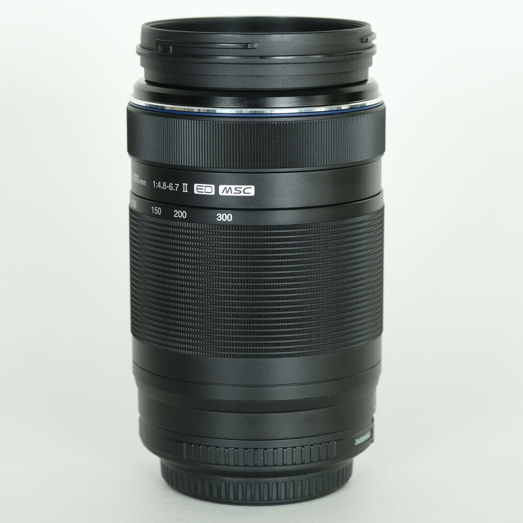 OLYMPUS M.ZUIKO DIGITAL ED 75-300mm F4.8-6.7 II