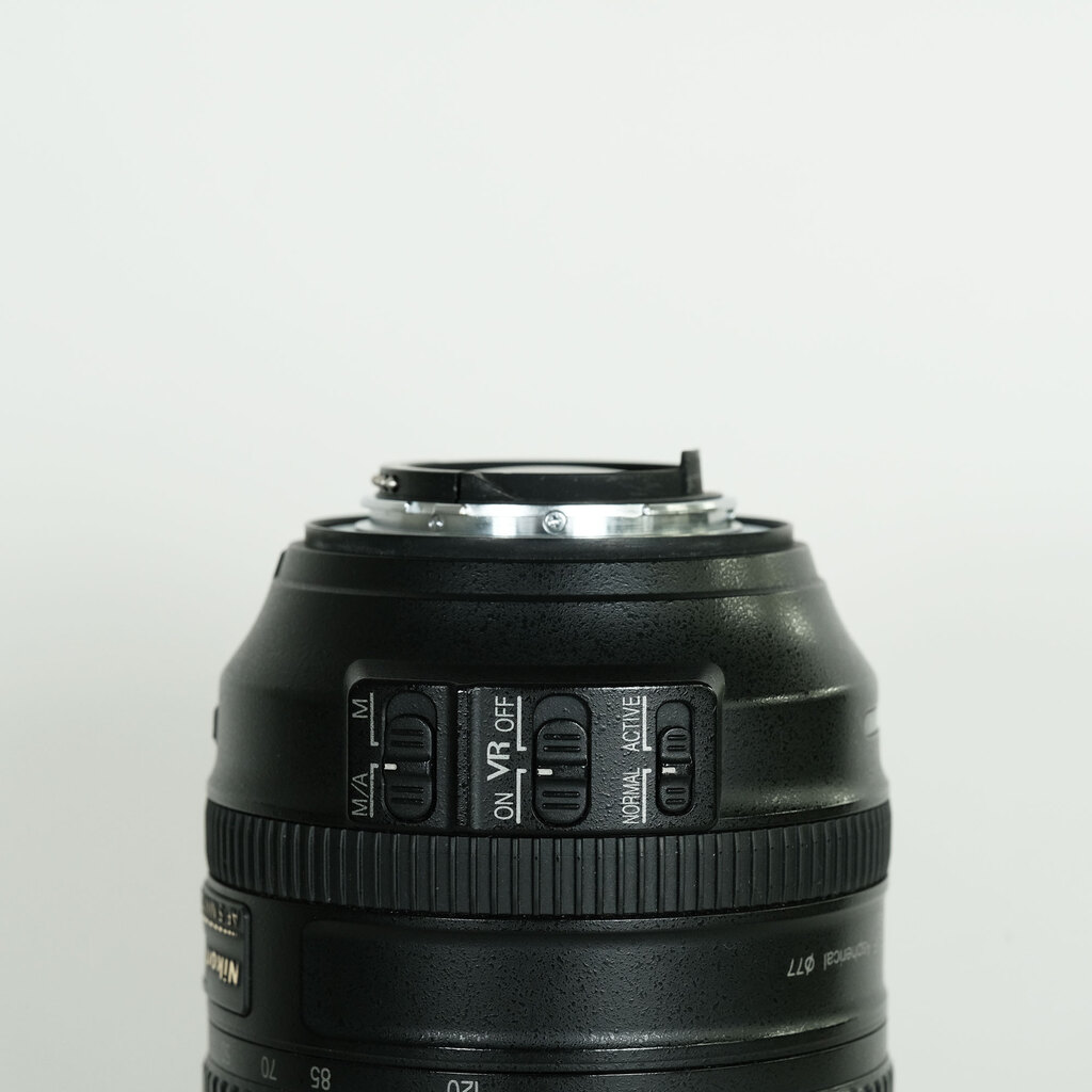 Nikon AF-S NIKKOR 24-120mm f/4G ED VR Nikon AF-S NIKKOR 24-120mm f/4G ED VR