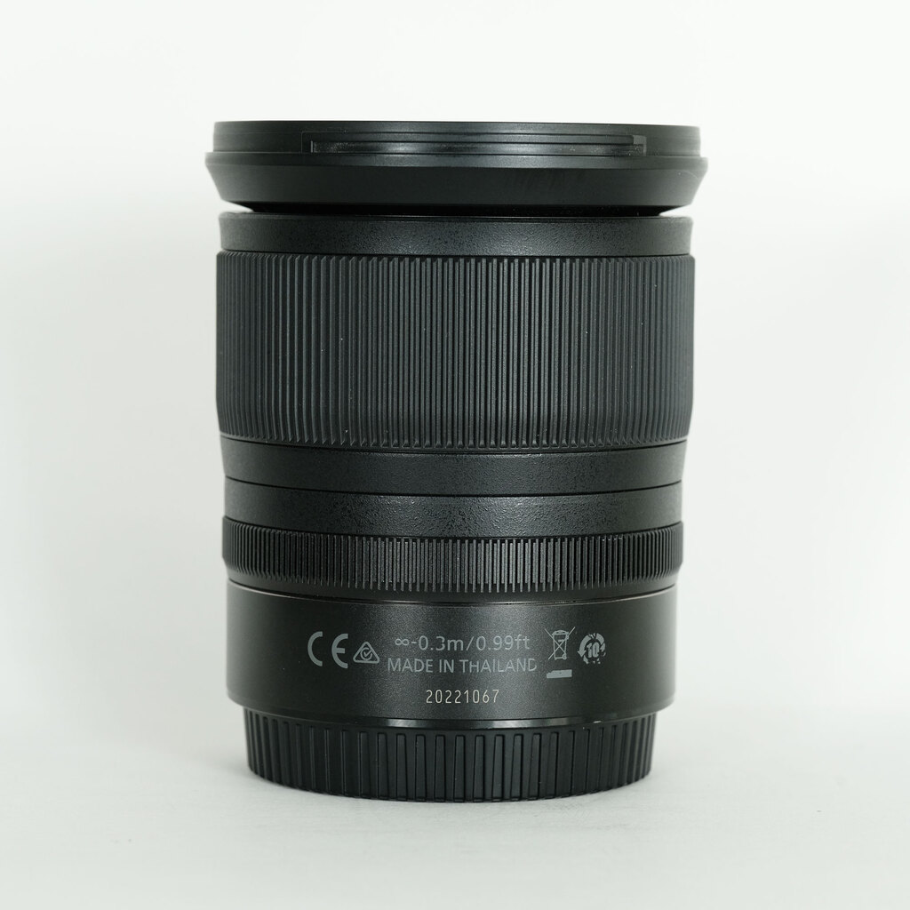 Nikon NIKKOR Z 24-70mm f/4 S Nikon NIKKOR Z 24-70mm f/4 S