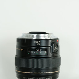 Canon EF85mm F1.8 USM Canon EF85mm F1.8 USM
