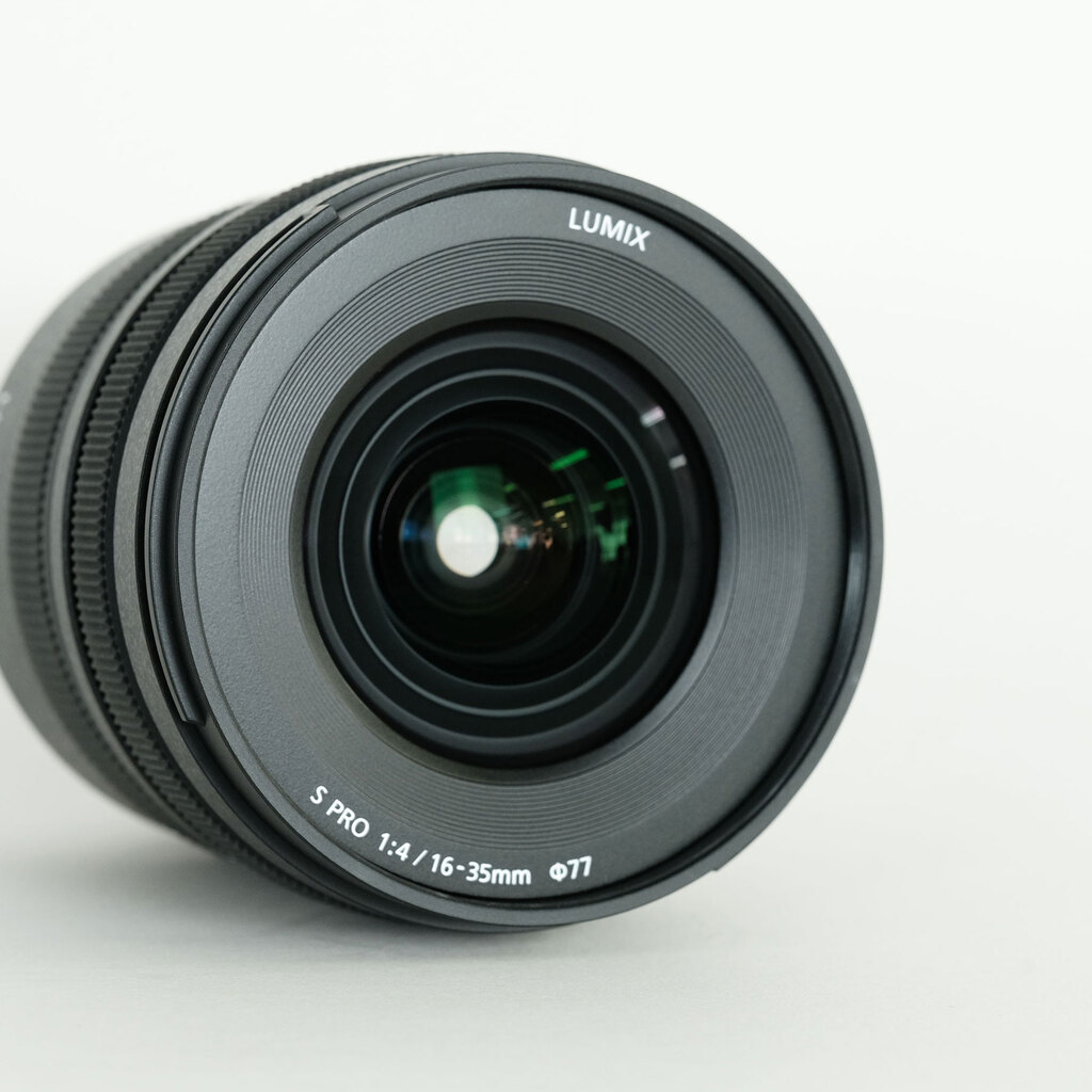 Panasonic LUMIX S PRO 16-35mm F4 Panasonic LUMIX S PRO 16-35mm F4