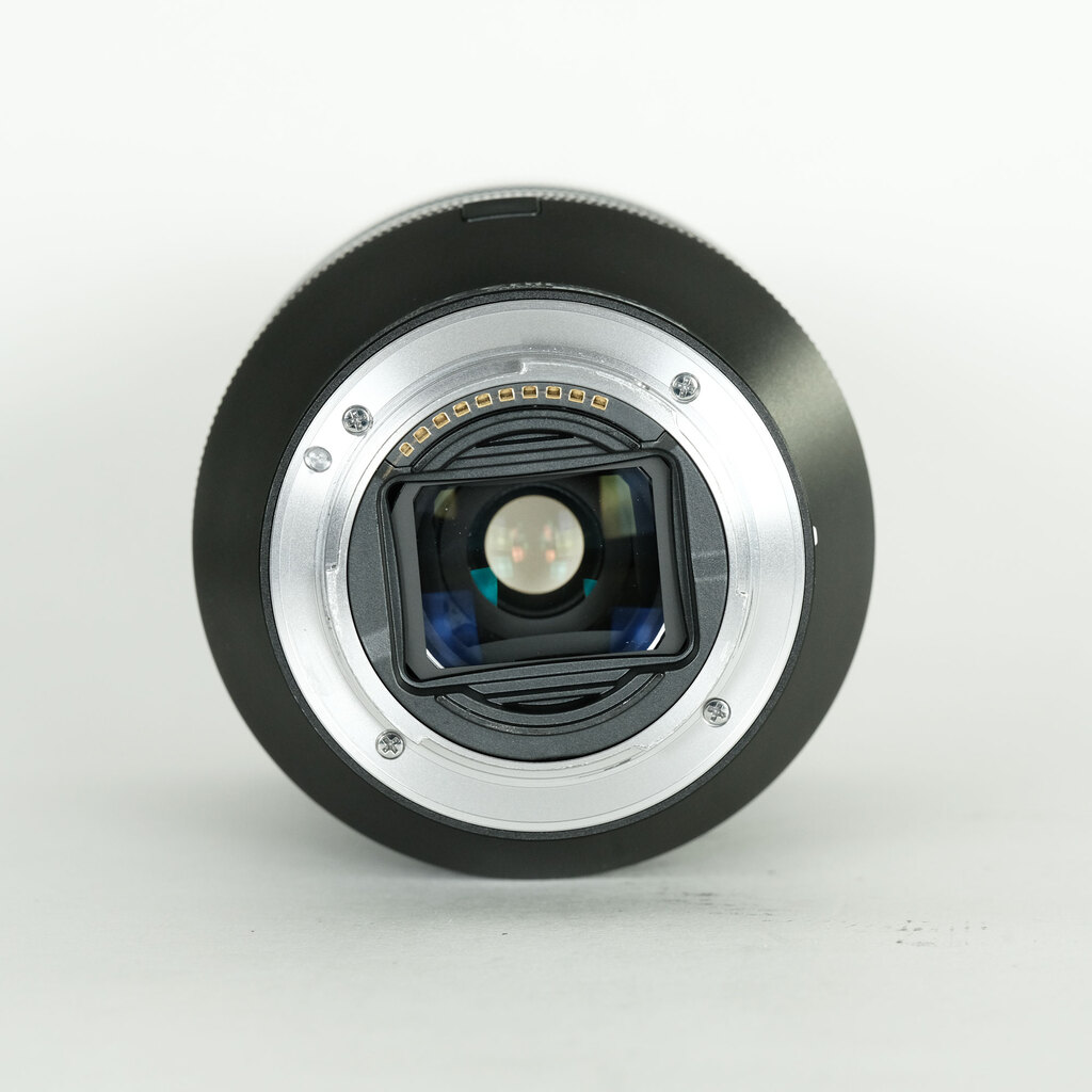 SONY FE 24-240mm F3.5-6.3 OSS SEL24240 SONY FE 24-240mm F3.5-6.3 OSS SEL24240