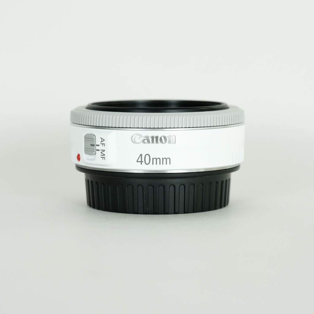 お歳暮 時期 F2.8 EF40mm Canon STM SCENE（ワンシーン） ONE | ホワイトの出品 レンズ(単焦点)