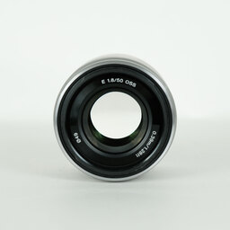 SONY E 50mm F1.8 OSS SEL50F18