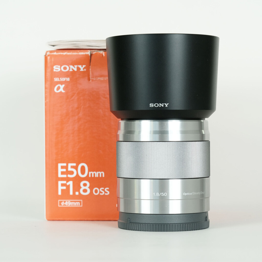 【最終値下げ/美品】SONY E 50mm F1.8 OSS レンズ 新品)SONY (ソニー) E 50mm F1.8 OSS SEL50F18 ブラック（商品ID