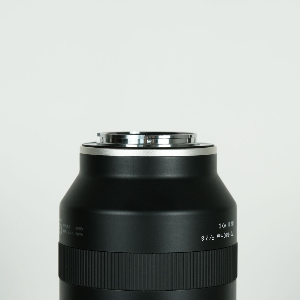 TAMRON 70-180mm F/2.8 Di III VXD (Model A056) [ ソニーE用 ]