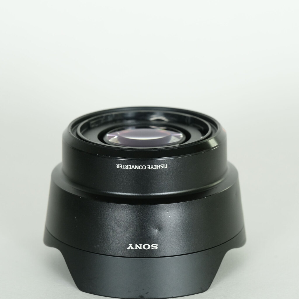 SONY FE 28mm F2 SEL28F20