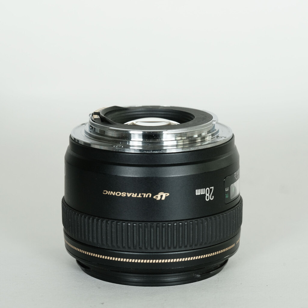 Canon EF28mm F1.8 USM