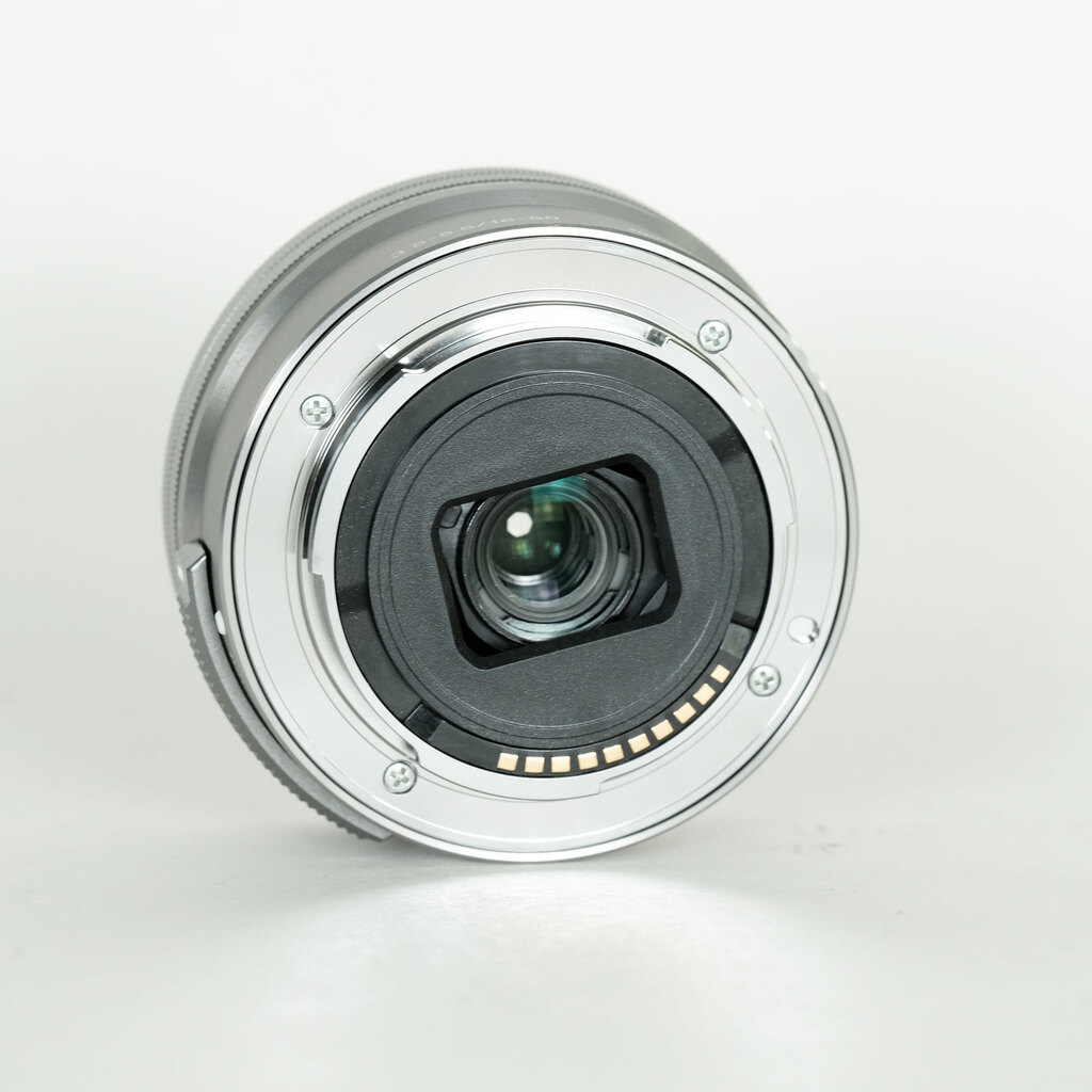 【週末限定】ソニー E 16-50mm SELP165 PZ OSS シルバー 中古】 【良品】 ソニー E PZ 16-50mm F3.5-5.6 OSS シルバー