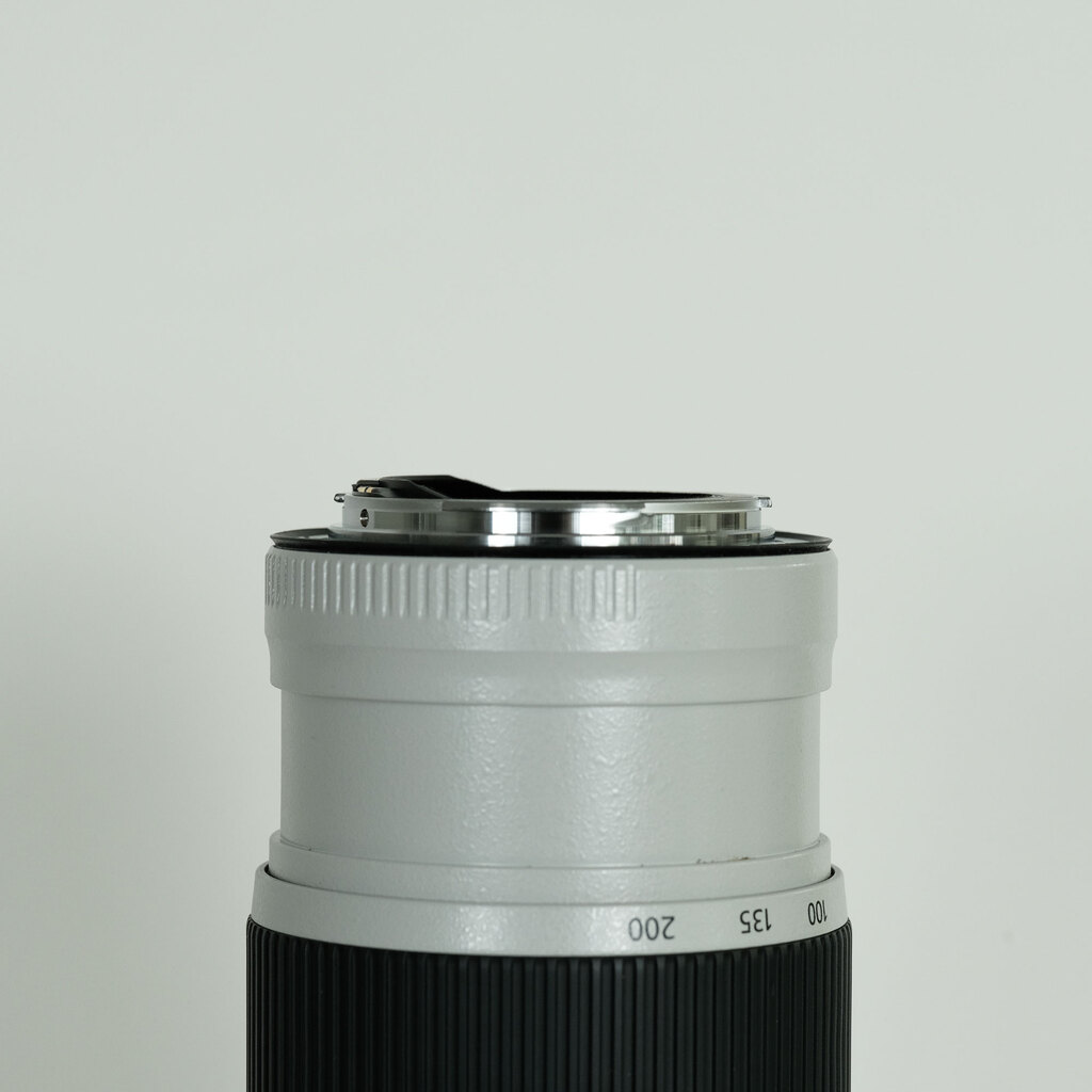Canon EF70-200mm F4L IS II USM Canon EF70-200mm F4L IS II USM