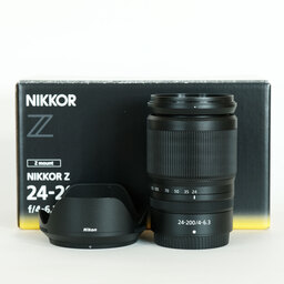 Nikon NIKKOR Z 24-200mm f/4-6.3 VR Nikon NIKKOR Z 24-200mm f/4-6.3 VR