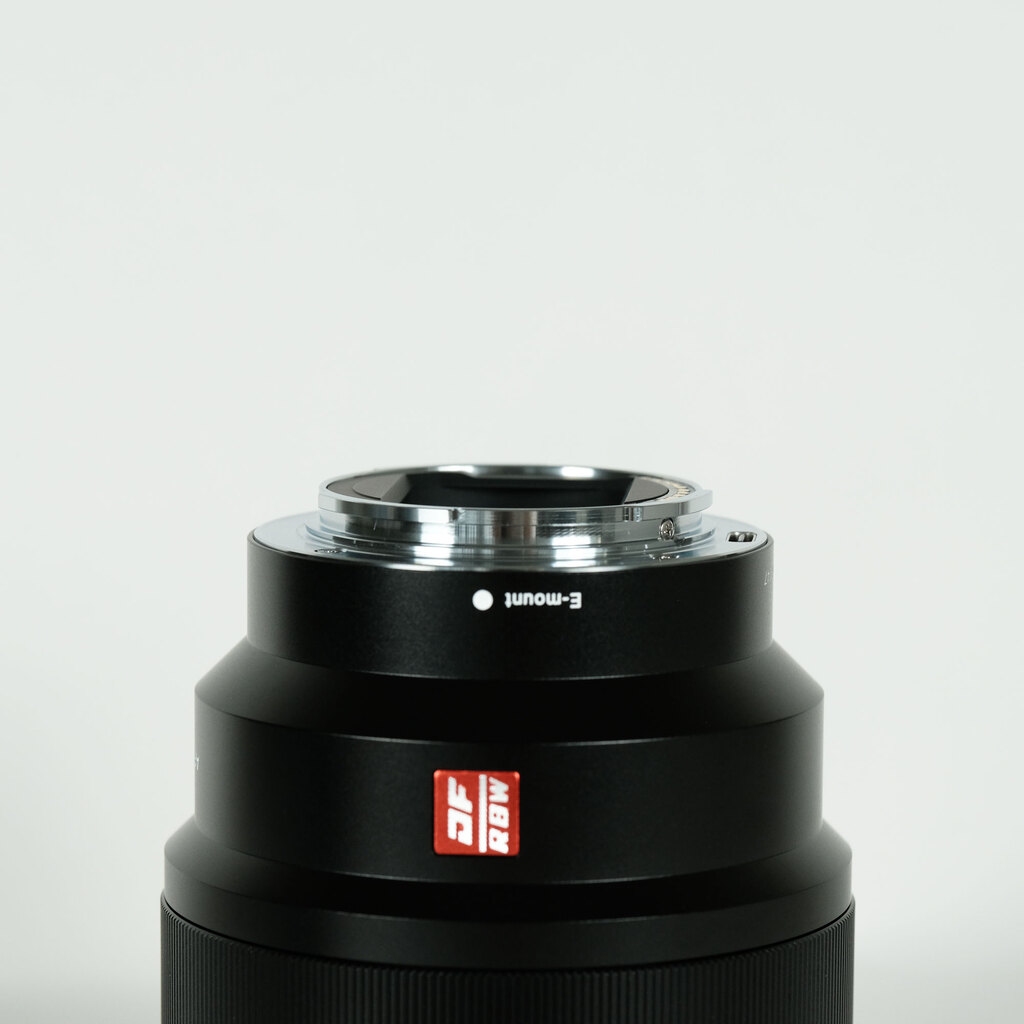 VILTROX AF 85mm F1.8 II [ソニーE用]の出品 | ONE SCENE（ワン