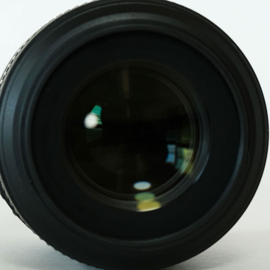 Nikon AF-S VR Micro-Nikkor 105mm f/2.8G IF-ED