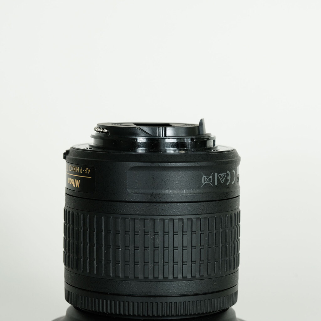 Nikon AF-P DX NIKKOR 10-20mm F4.5-5.6G VR Nikon AF-P DX NIKKOR 10-20mm F4.5-5.6G VR
