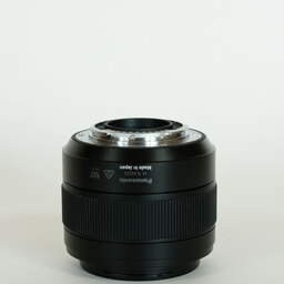 Panasonic LEICA DG SUMMILUX 25mm/F1.4 II ASPH. Panasonic LEICA DG SUMMILUX 25mm/F1.4 II ASPH.