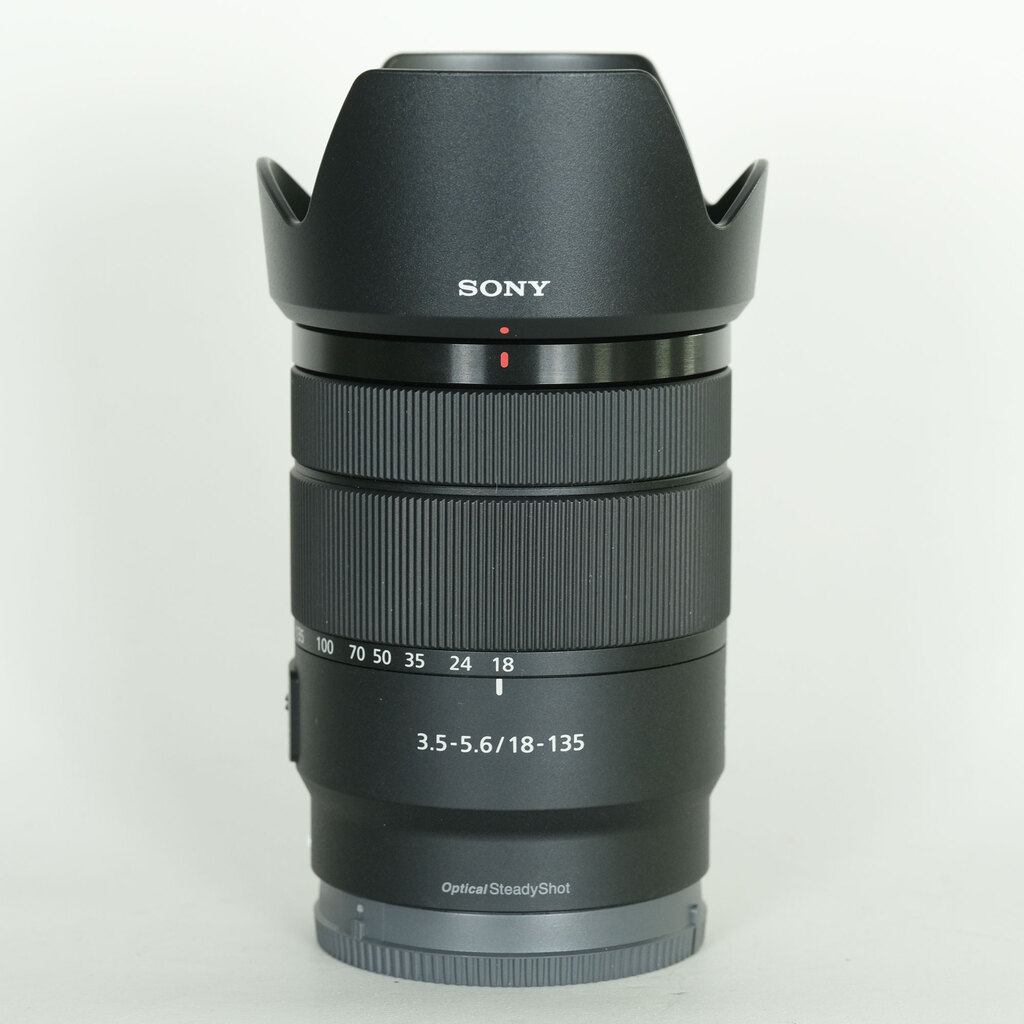 SONY E 18-135mm F3.5-5.6 OSS SEL18135