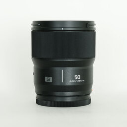 Panasonic LUMIX S 50mm F1.8 Panasonic LUMIX S 50mm F1.8