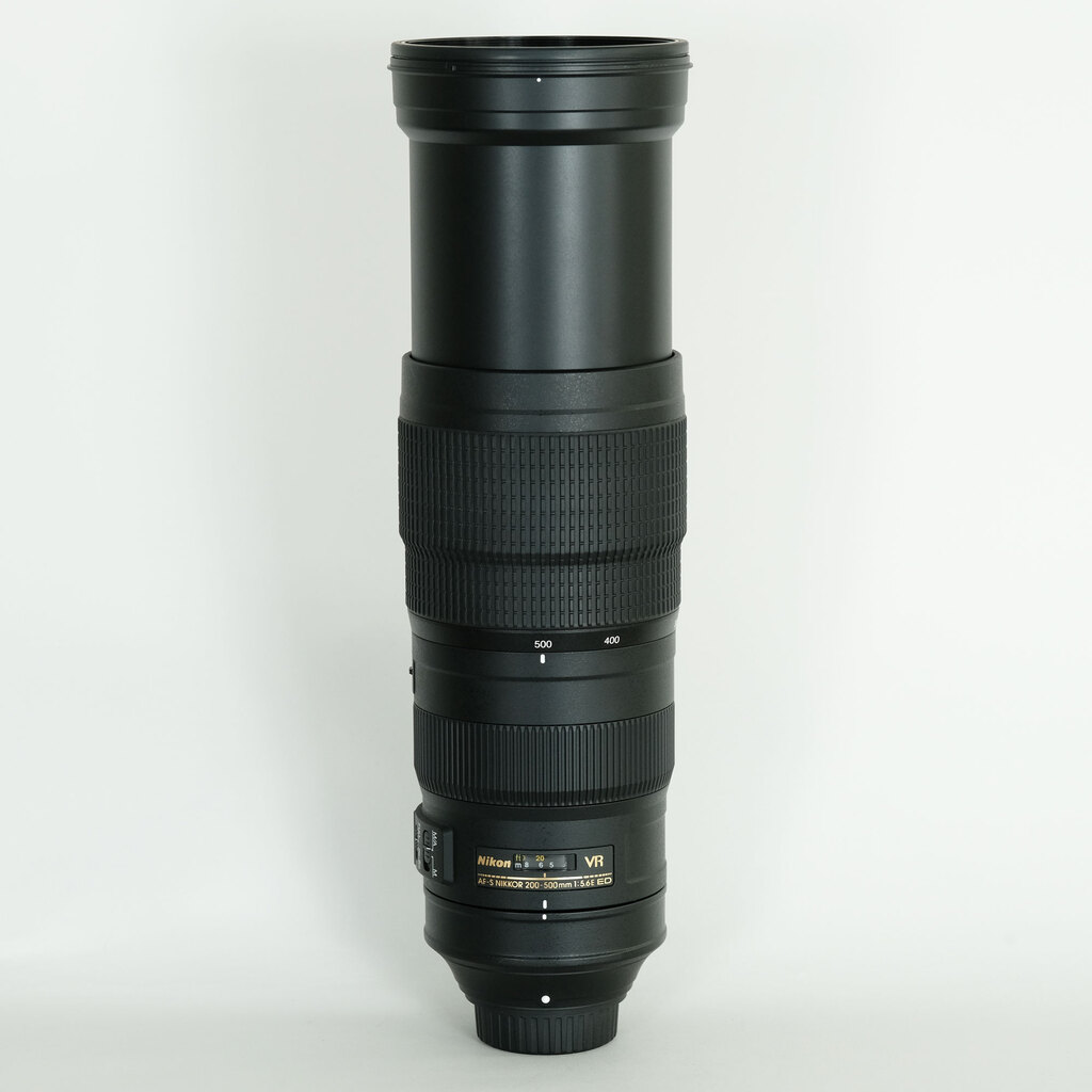 Nikon AF-S NIKKOR 200-500mm f/5.6E ED VR Nikon AF-S NIKKOR 200-500mm f/5.6E ED VR