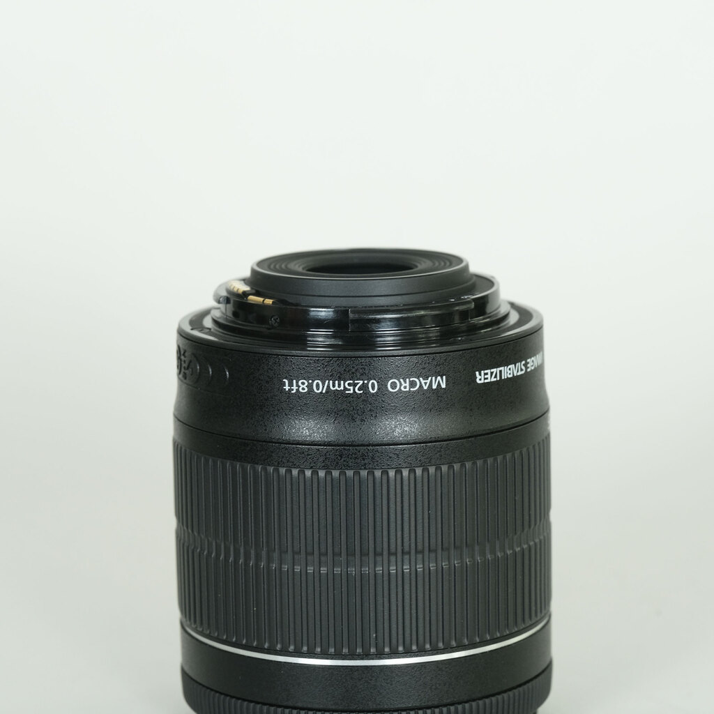 Canon EF-S18-55mm F3.5-5.6 IS STM