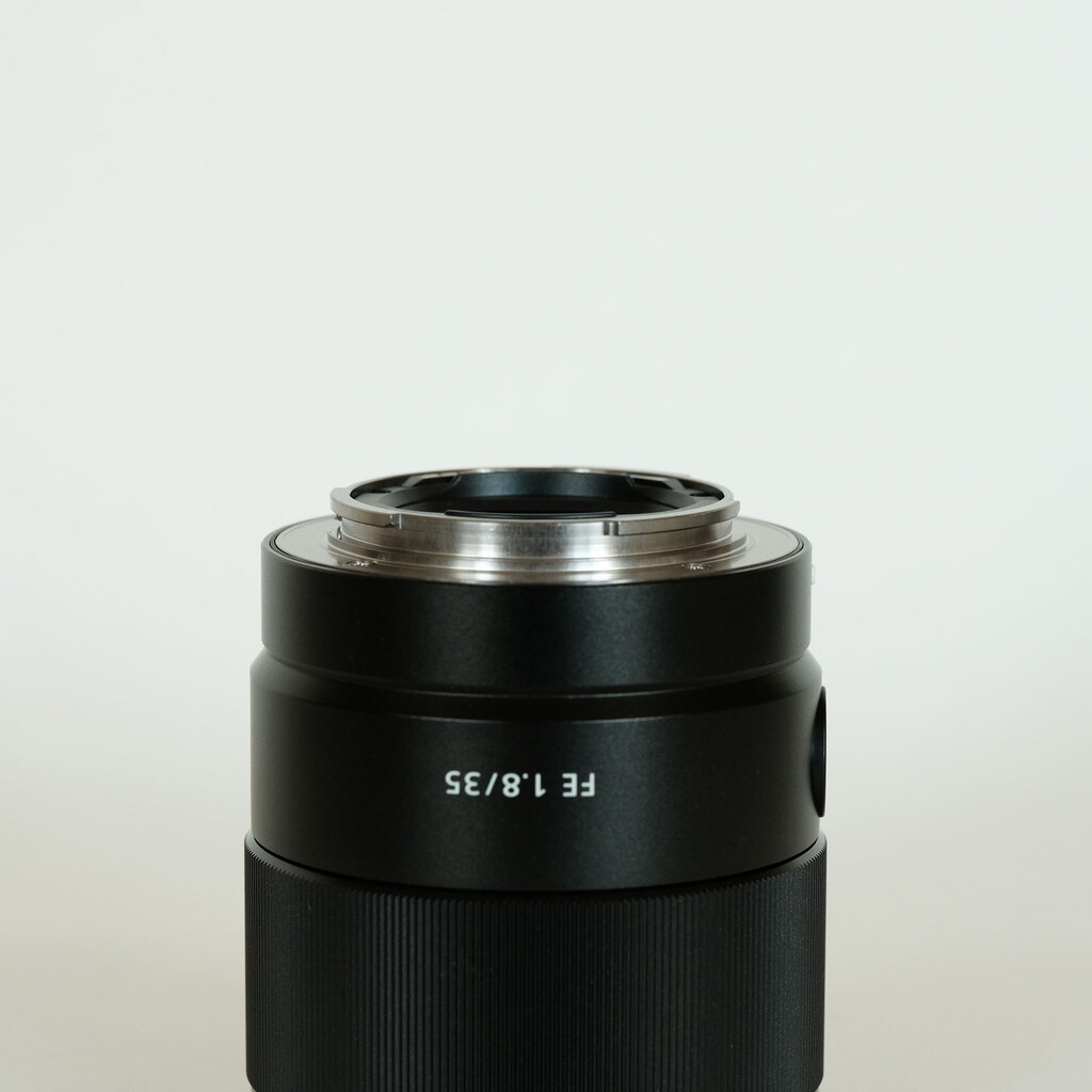 SONY FE 35mm F1.8 SEL35F18F SONY FE 35mm F1.8 SEL35F18F
