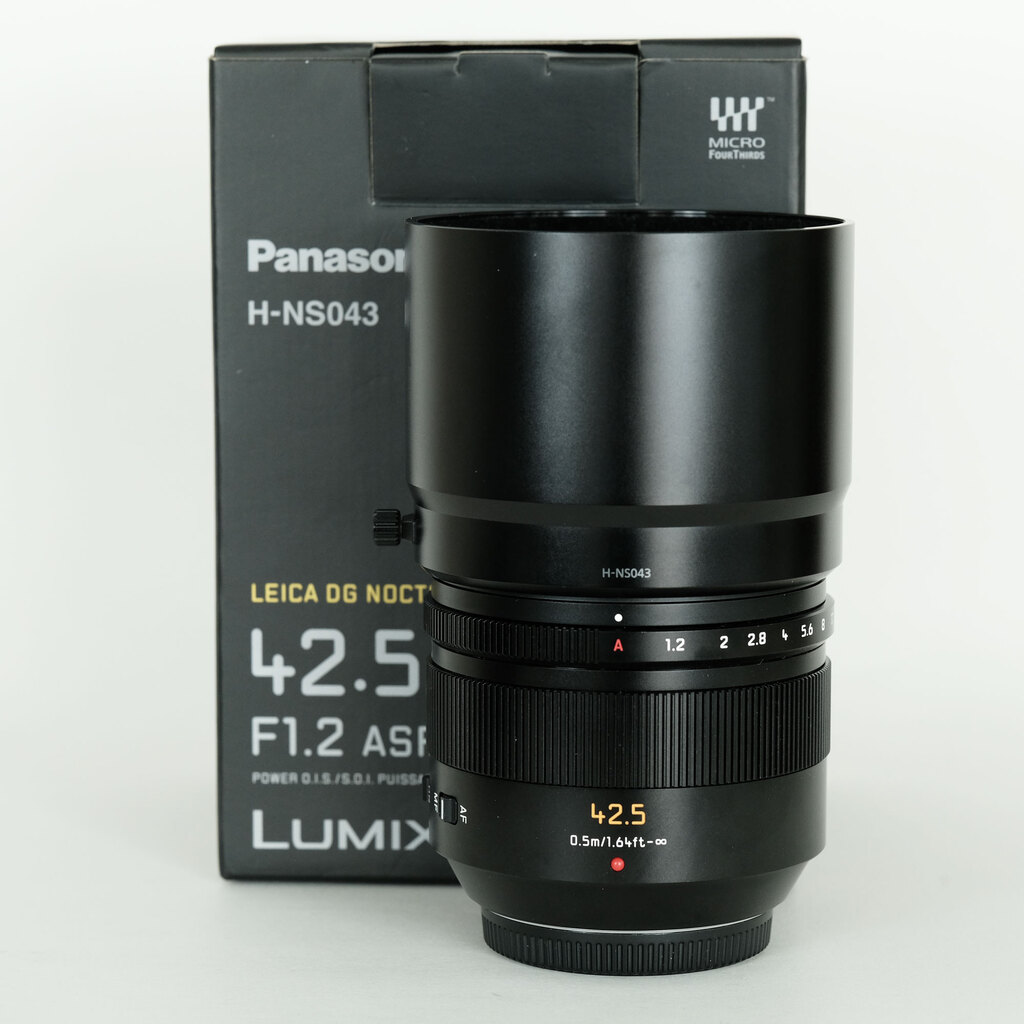 Panasonic LEICA DG NOCTICRON 42.5mm / F1.2 ASPH. / POWER O.I.S.
