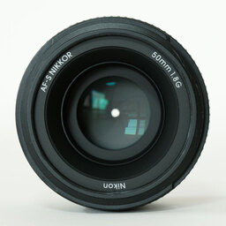 Nikon AF-S NIKKOR 50mm f/1.8G Nikon AF-S NIKKOR 50mm f/1.8G