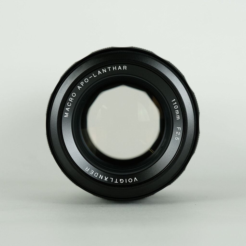 Voigtlander MACRO APO-LANTHAR 110mm F2.5 E-mount(ソニーE用) Voigtlander MACRO APO-LANTHAR 110mm F2.5 E-mount(ソニーE用)