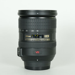 Nikon AF-S DX VR Zoom-Nikkor 18-200mm F3.5-5.6G IF-ED Nikon AF-S DX VR Zoom-Nikkor 18-200mm F3.5-5.6G IF-ED