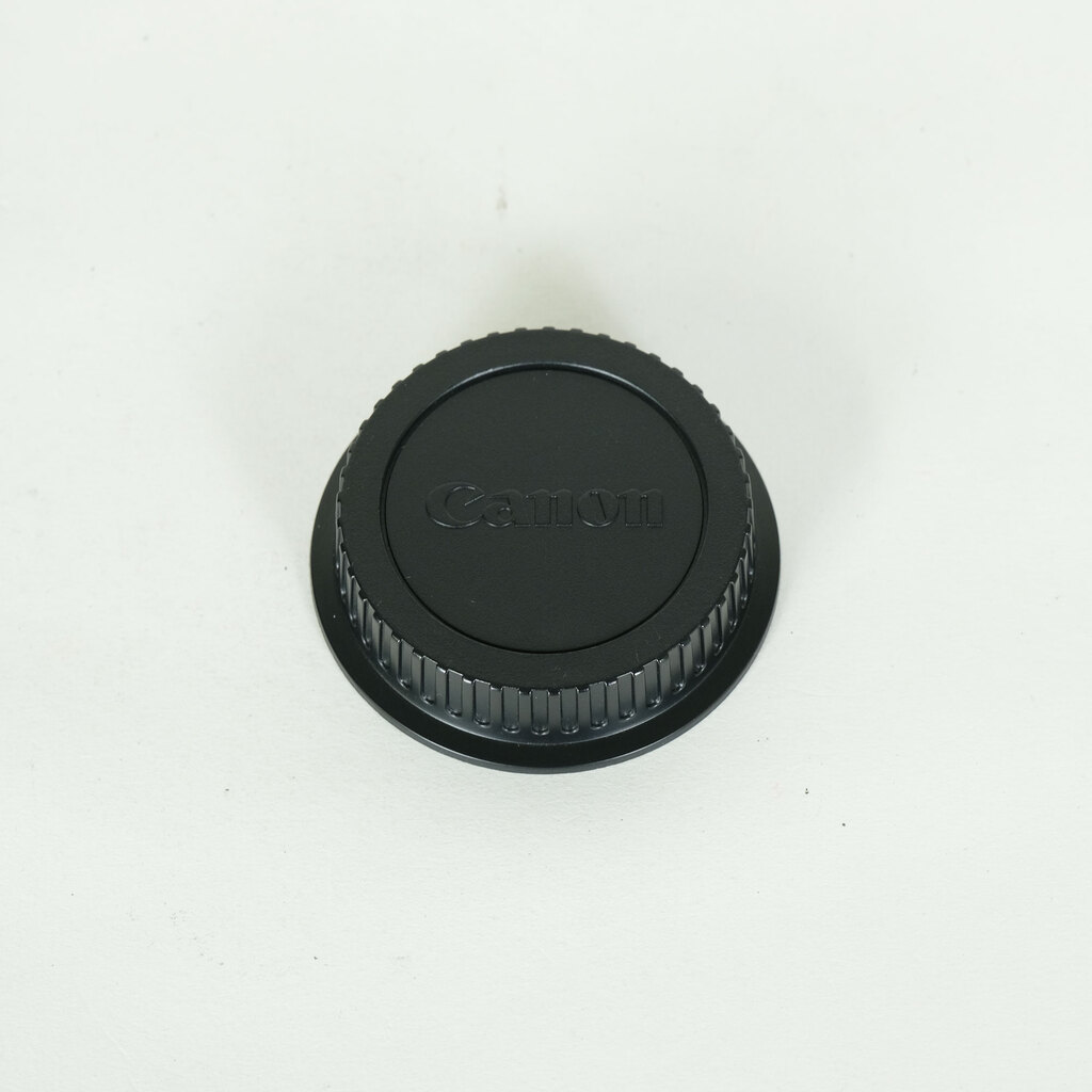 Canon EF24-70mm F4L IS USM Canon EF24-70mm F4L IS USM