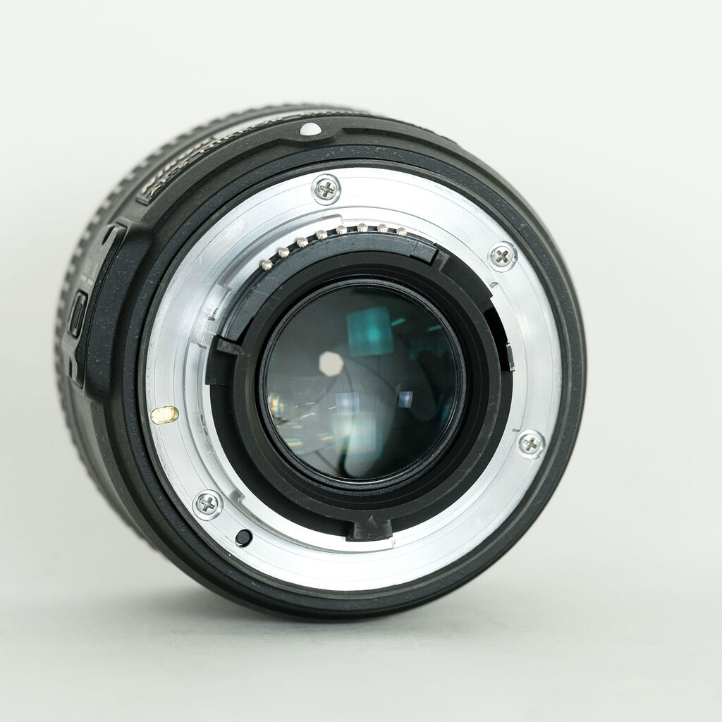 Nikon AF-S NIKKOR 50mm f/1.8G Nikon AF-S NIKKOR 50mm f/1.8G