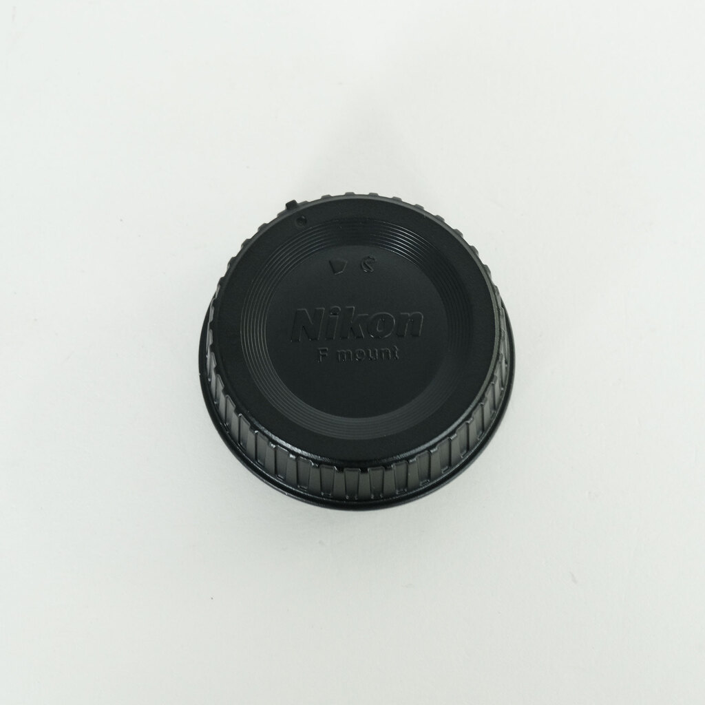 Nikon AF DX Fisheye-Nikkor 10.5mm F2.8G ED Nikon AF DX Fisheye-Nikkor 10.5mm F2.8G ED