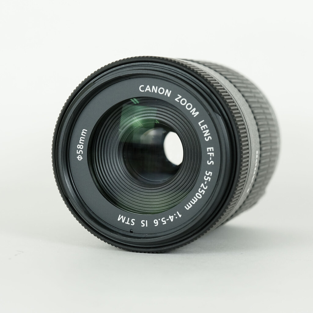 Canon EF-S55-250mm F4-5.6 IS STM Canon EF-S55-250mm F4-5.6 IS STM