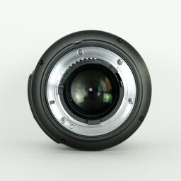 Nikon AF-S VR Micro-Nikkor 105mm f/2.8G IF-ED Nikon AF-S VR Micro-Nikkor 105mm f/2.8G IF-ED